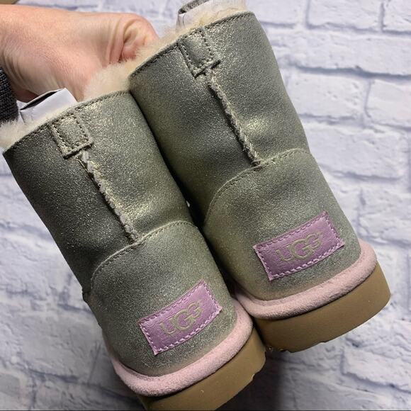 UGG Gita Bootie in Gold - Picture 5 of 10